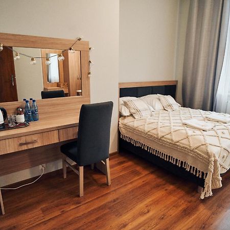 Hotel Lilia Włoszczowa 外观 照片
